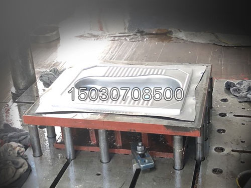 XKD-816不銹鋼蹲便器生產