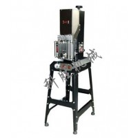 石家莊科勝玻璃瓶豆瓣醬旋蓋機