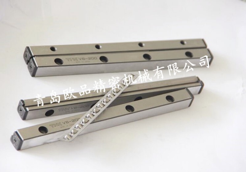 THK交叉滾子導(dǎo)軌VR6-200